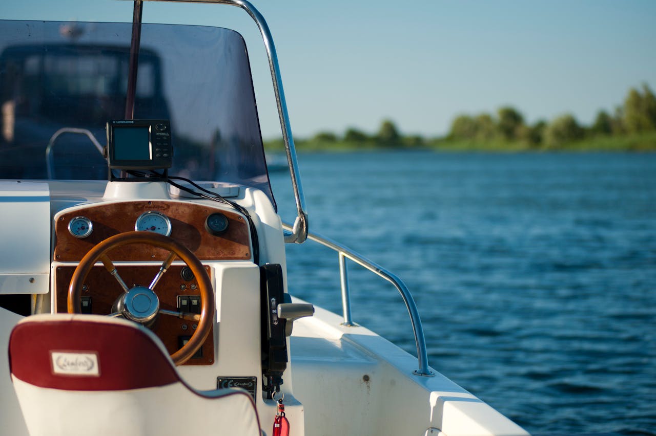 Yacht Maintenance & Management